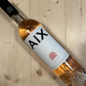 Fles AIX Rosé 2024 – premium Provence roséwijn met lichtroze kleur en modern design, ideaal voor zomer en terras.